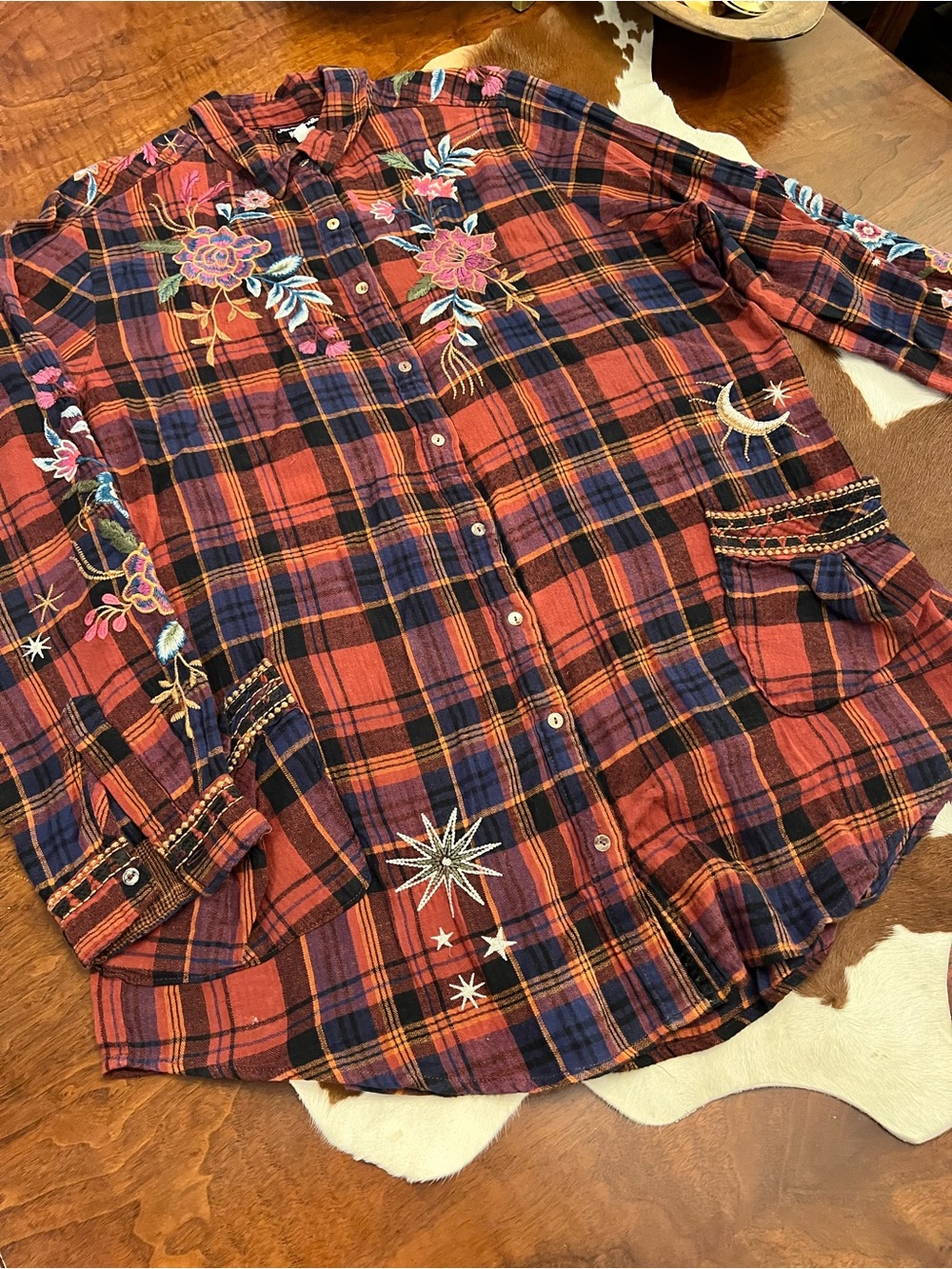Red Plaid Embroidered Button-Up Shirt - Picture 2 of 5